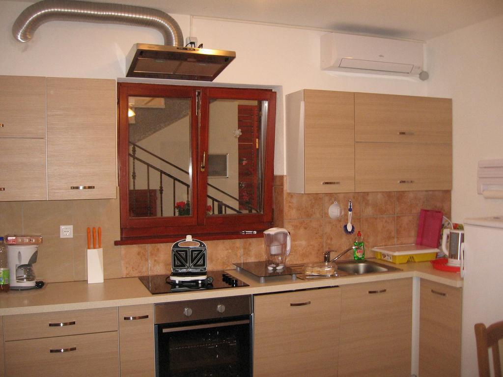 Apartments Alen Pazin Exterior foto